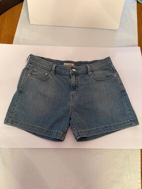 Levi's 515 Blue Denim Women's Jean Shorts size 14